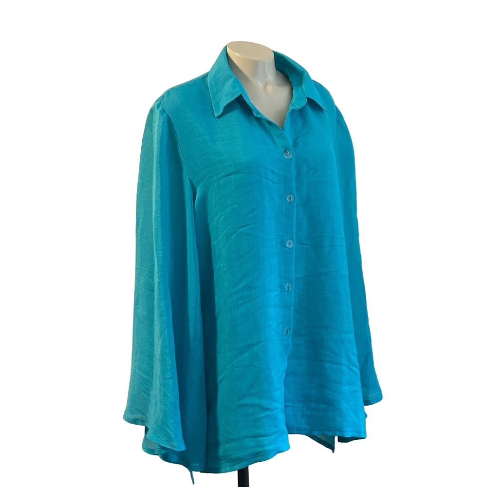 Two women and a trunk XL turquoise Boxy Button Down Notched Collar Shirt NWT